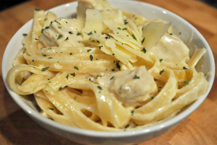 Chicken-Pasta-with-Creamy-Cilantro-Lime-Alfredo-Sauce