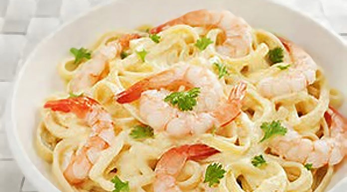 Low-Sodium-Pasta-&-Shrimp-Alfredo-for-2