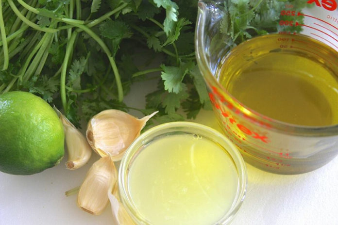 cilantro-lime-salad-dressing