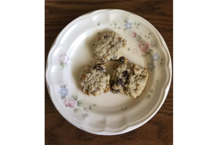 cranberry-oatmeal-cookies