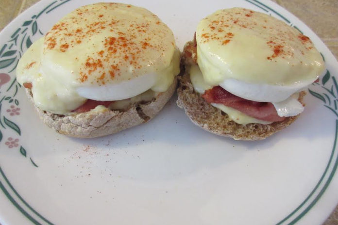 eggs-benedict