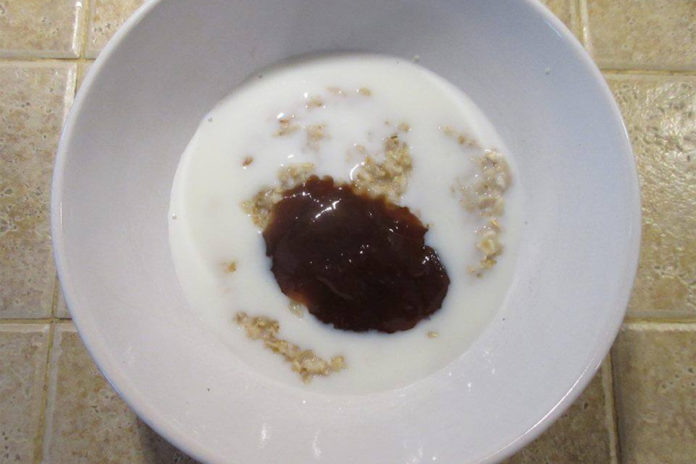 low-sodium-oatmeal-breakfast-1