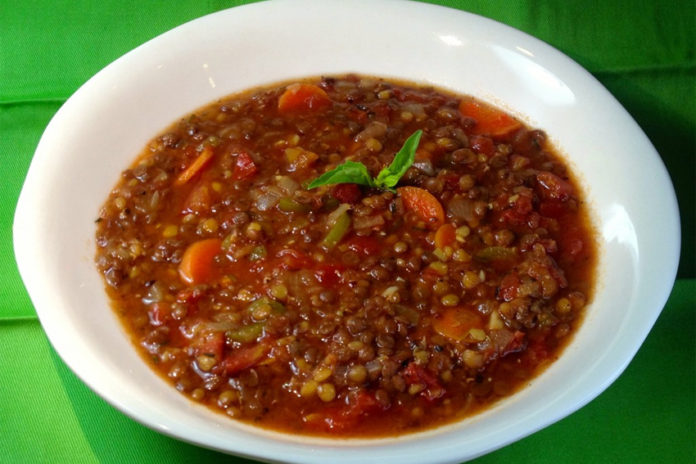 spiced-vegan-lentil-soup