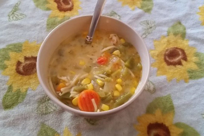 Low-Sodium-Chicken-Noodle-Soup