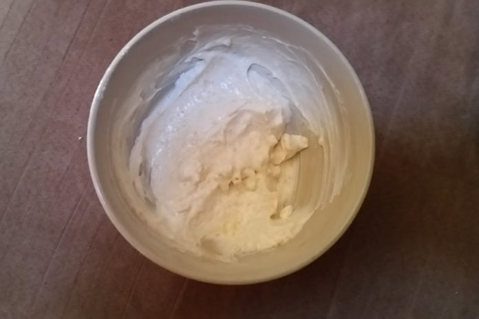 Homemade-Low-Sodium-Sour-Cream-and-Onion-Dip