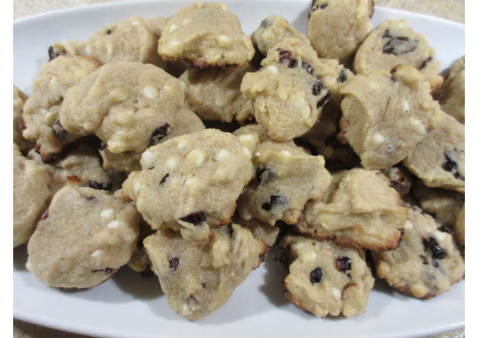 white-chocolate-cranberry-cookies