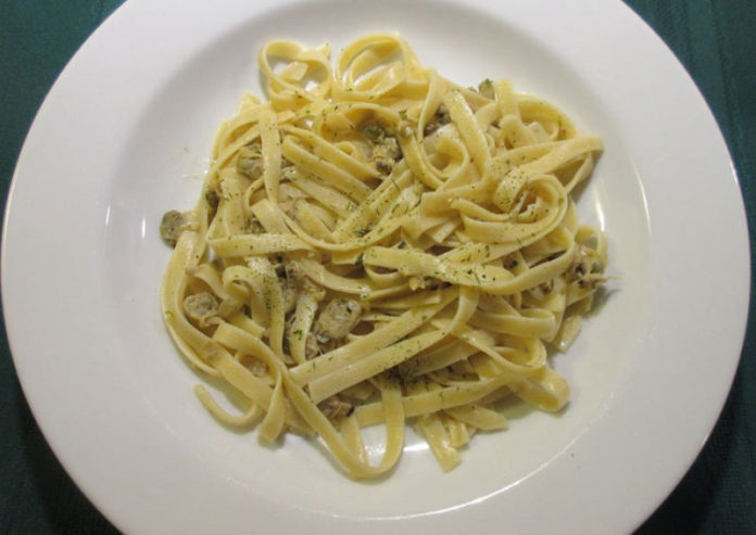 linguini-white-clam-sauce