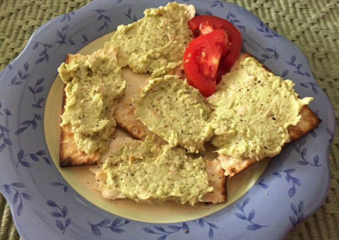 southwest-turkey-avocado-spread