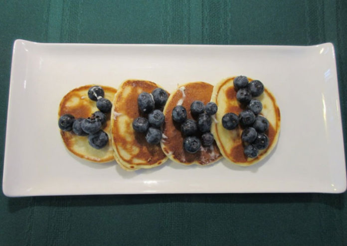 three-ingredient-pancakes