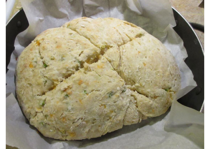garlic-irish-cheddar-chive-soda-bread