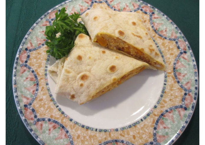 breakfast-scrambled-egg-burrito