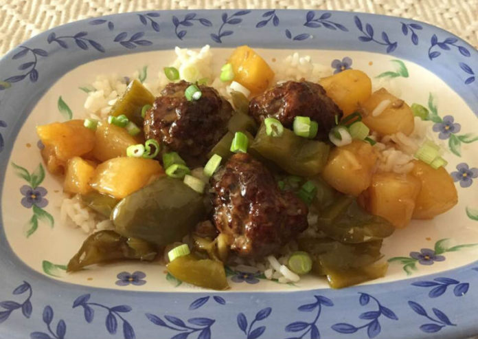 air-fryer-ginger-pineapple-meatballs-sweet-sour-sauce