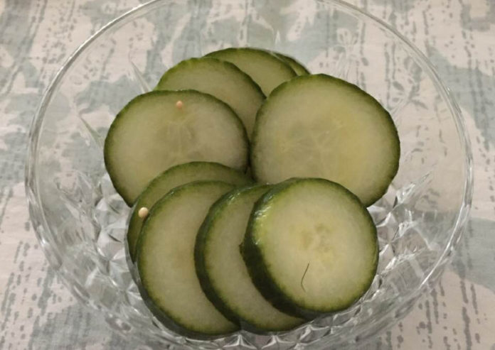 refrigerator-garlic-dill-pickles